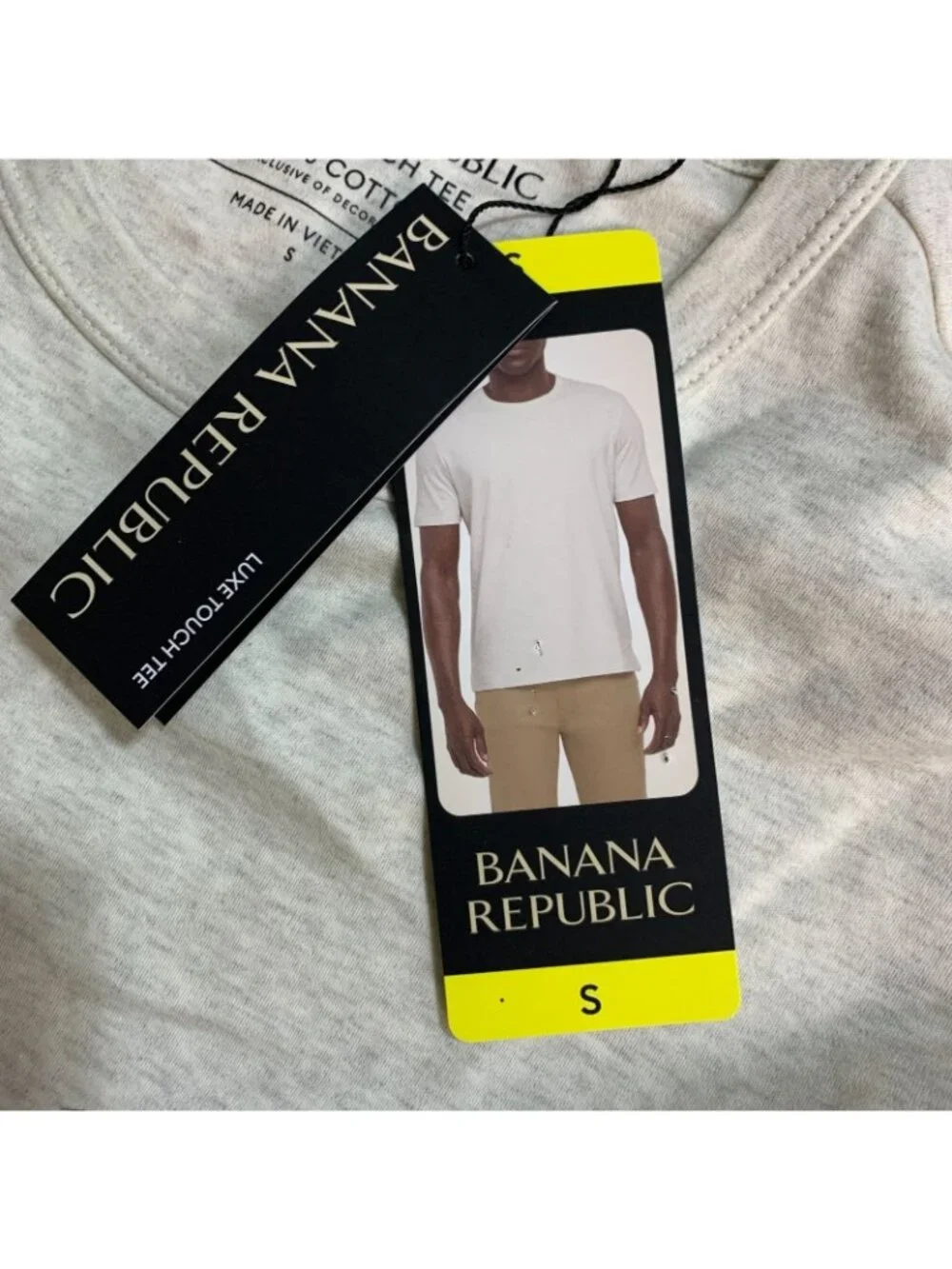 NWT Banana Republic Men's S Luxe Touch  Beige T-Shirt 100% Cotton Short sleeve
